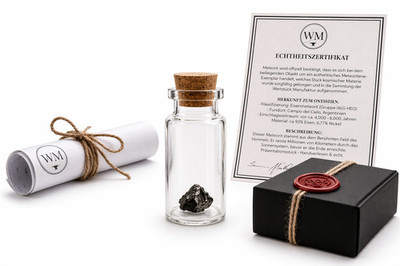 Geschenk Meteorit Set: Echte Sternschnuppe + Luxus-Zertifikat & Box