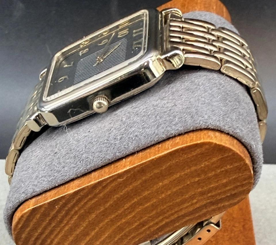 ВИНТАЖНЫЕ мужские кварцевые часы Acqua от TIMEX с датой — золото поверх нержавеющей стали — новая бита. - Изображение 4 из 4