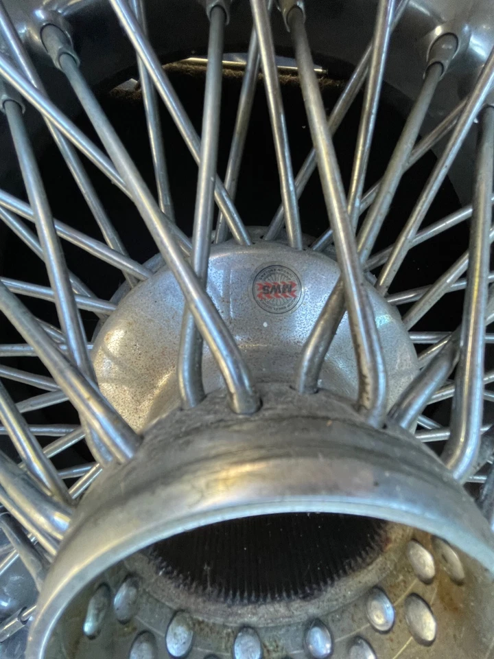 Jaguar Daytons wheels - Image 4 of 4