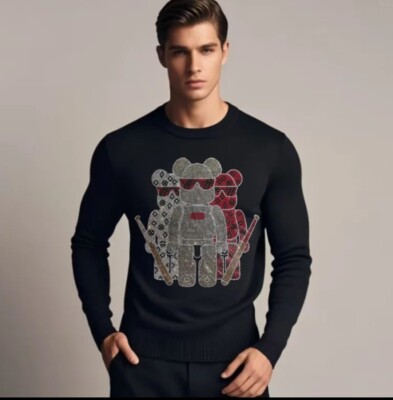New Men Luxury Diamond Bear Rhinestones Fashion Knitted Black Sweater
