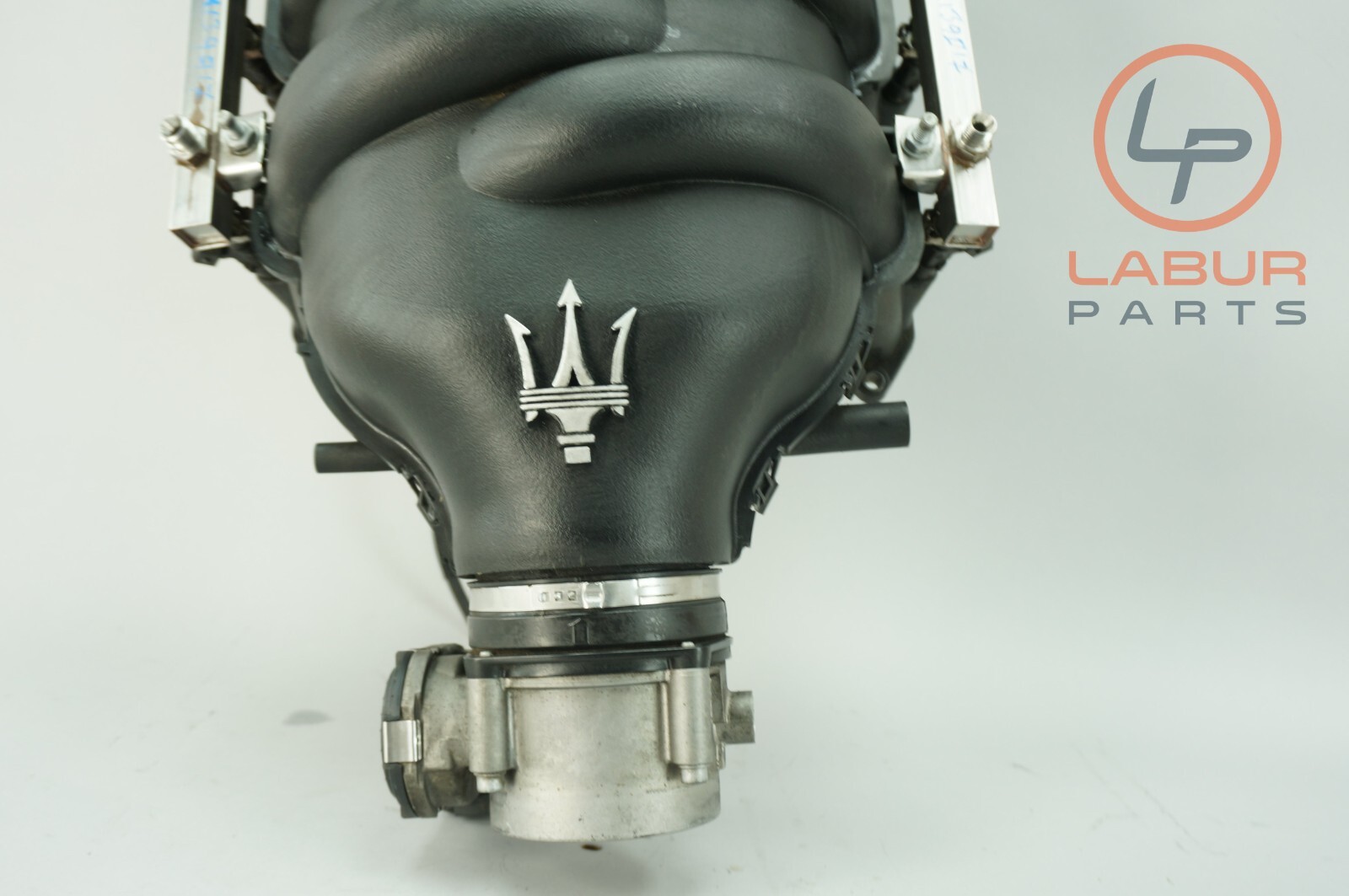 M139 09-13 Maserati Quattroporte Engine Air Intake Manifold Assembly Z6504