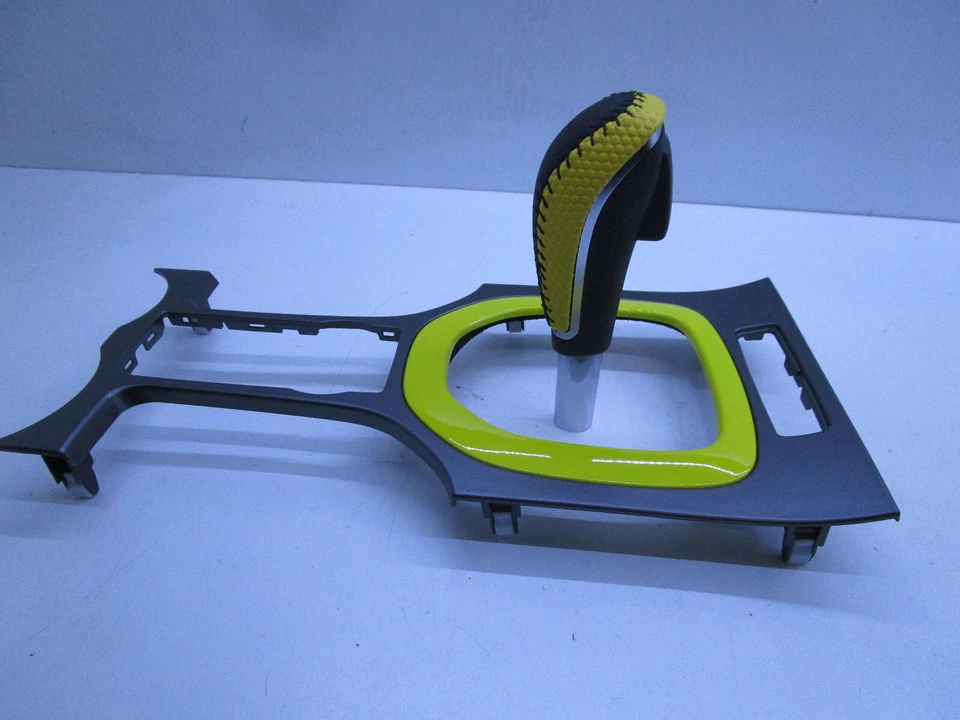 Gear Surround Centre Console Trim WITH GEAR KNOB FOR HOLDEN COMMODRE VE WM V6 V8