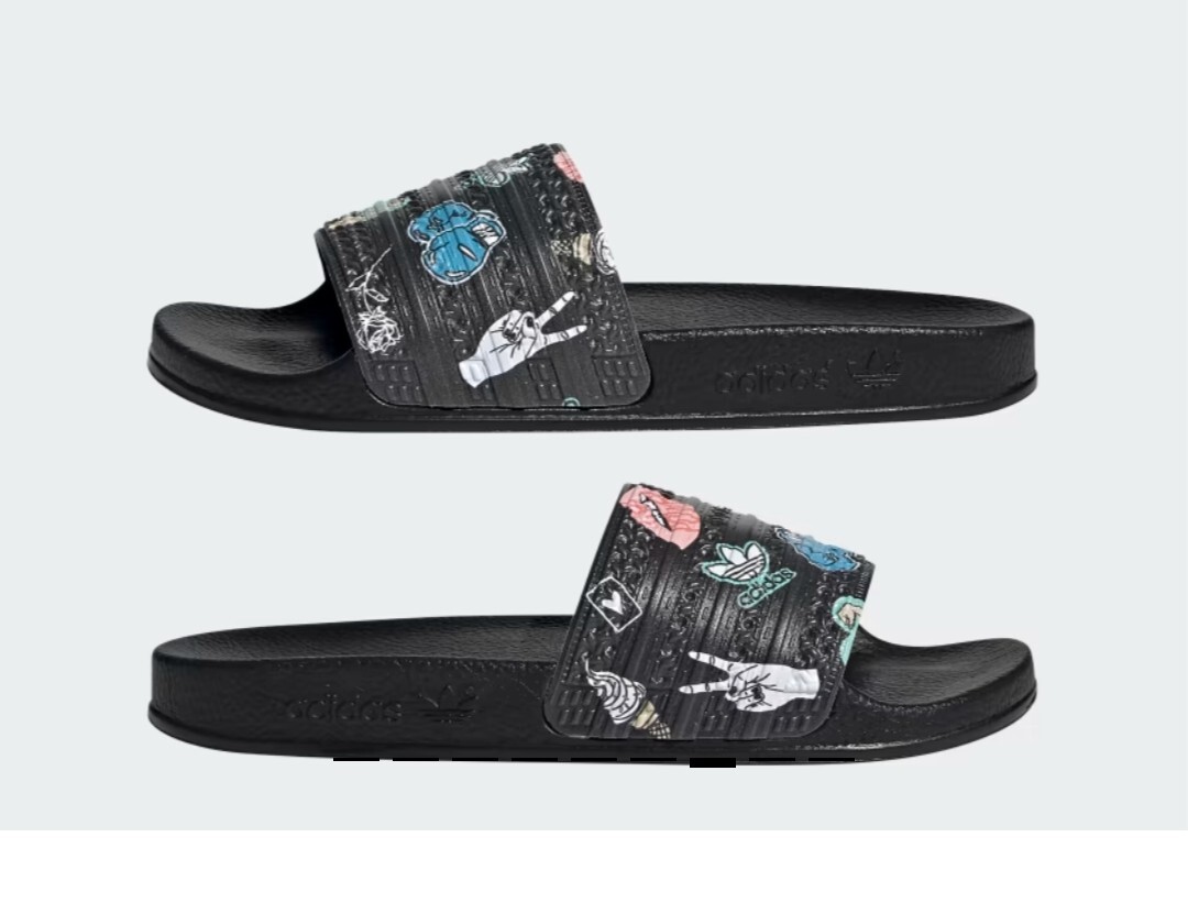 ADIDAS ADILETTE J SLIDESColor Black/Black/BlackSize 6 Big ADIDAS ADILETTE J SLIDESColor Black/Black/BlackSize 6 Big