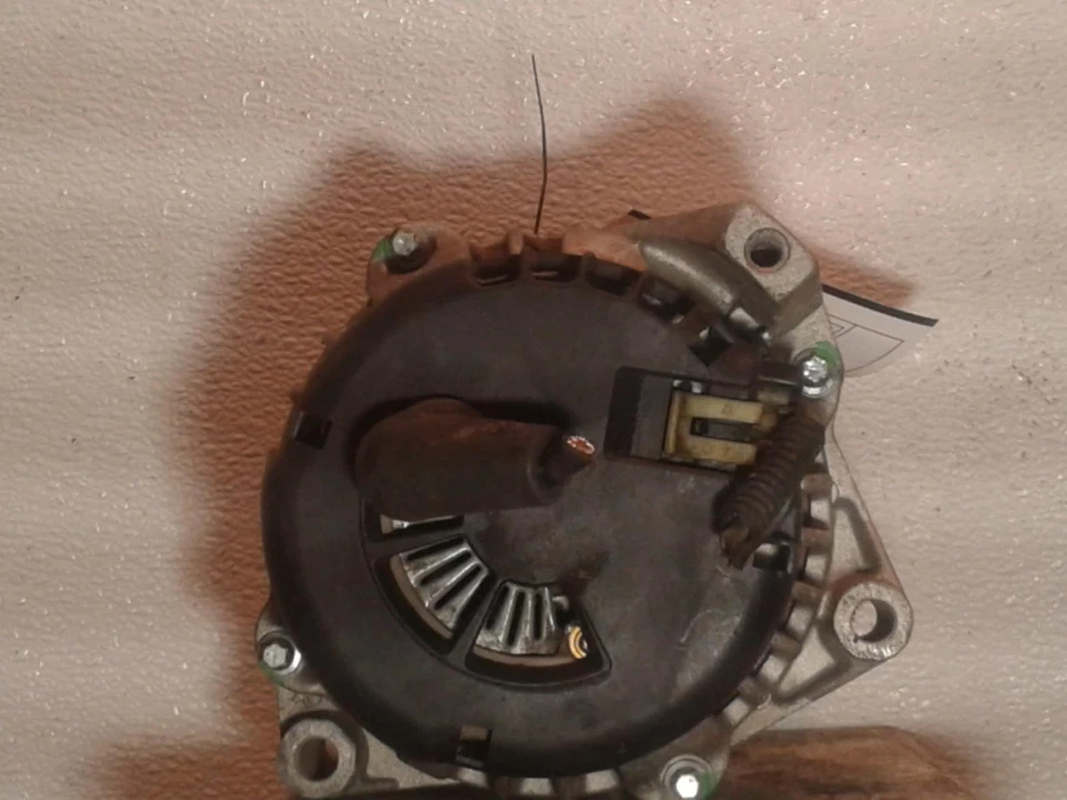 Б/у генератор переменного тока подходит: 1997 Gmc 1500 пикап 100 ампер бензин класса C - Изображение 2 из 4