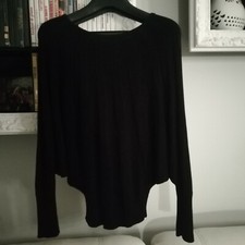 Maglia nera pipistrello scollo barca Celine B Elisabetta Franchi scollo schiena
