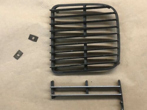 1971 CUDA  GRILL GRILLE  OEM  GRILLE INSERT  # 6 OUTER  RIGHT - Picture 1 of 11