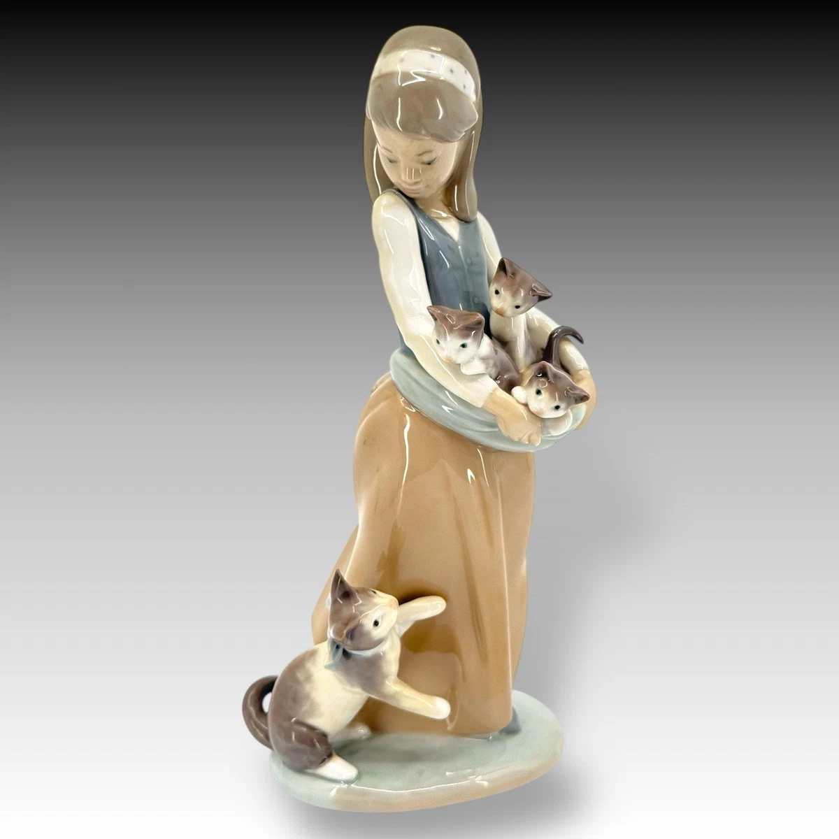 Lladro Girl With Cat for sale | eBay