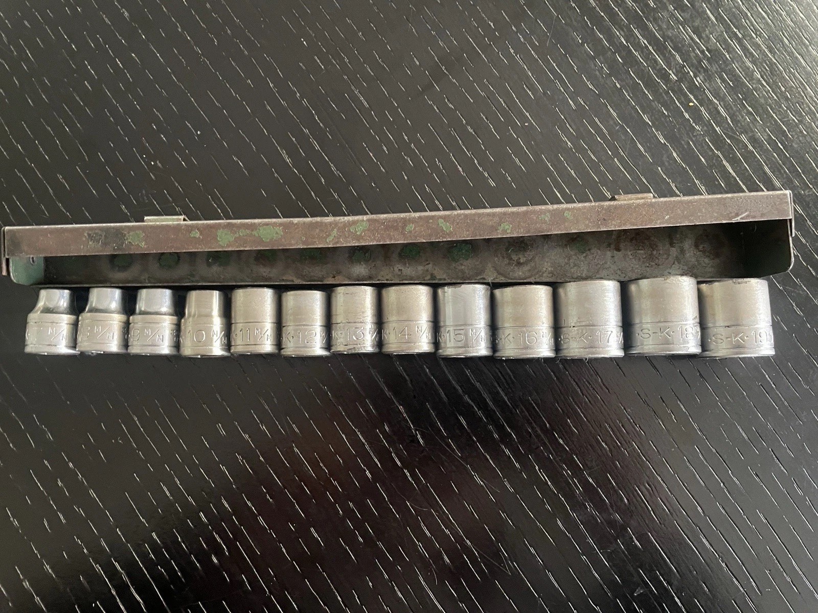 Wow! LARGE LETTER SK-Tools 3/8  Metric Socket Rail w/ Metal Tray USA 7MM-19MM