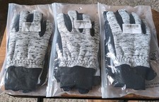 New Three Pair of Men's Winter Gloves Size Large 3M Insulation Cold Weather