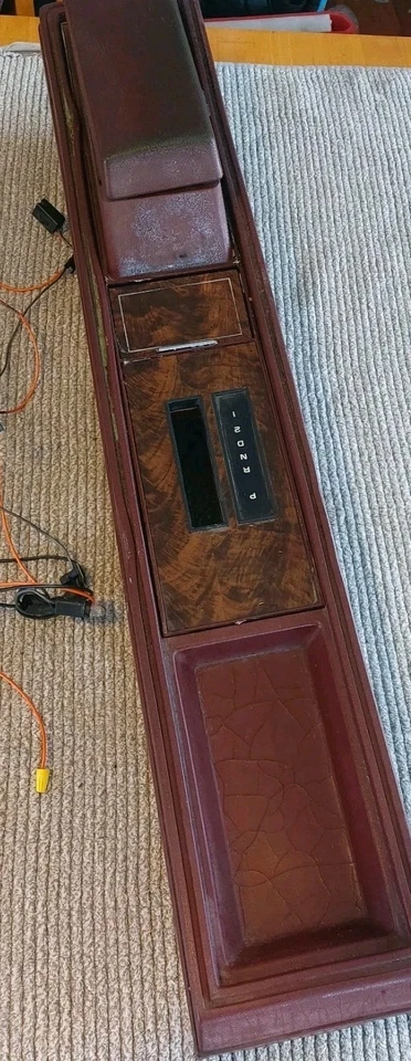 Oldsmobile Cutlass Supreme Salon 442 1978-1988 consola automática cambio de piso GM Foto 2 de 4