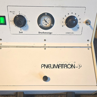 Massaggiatore Pneumed PNEUMATRON P Timer per tutto il corpo 230V cablato bianco