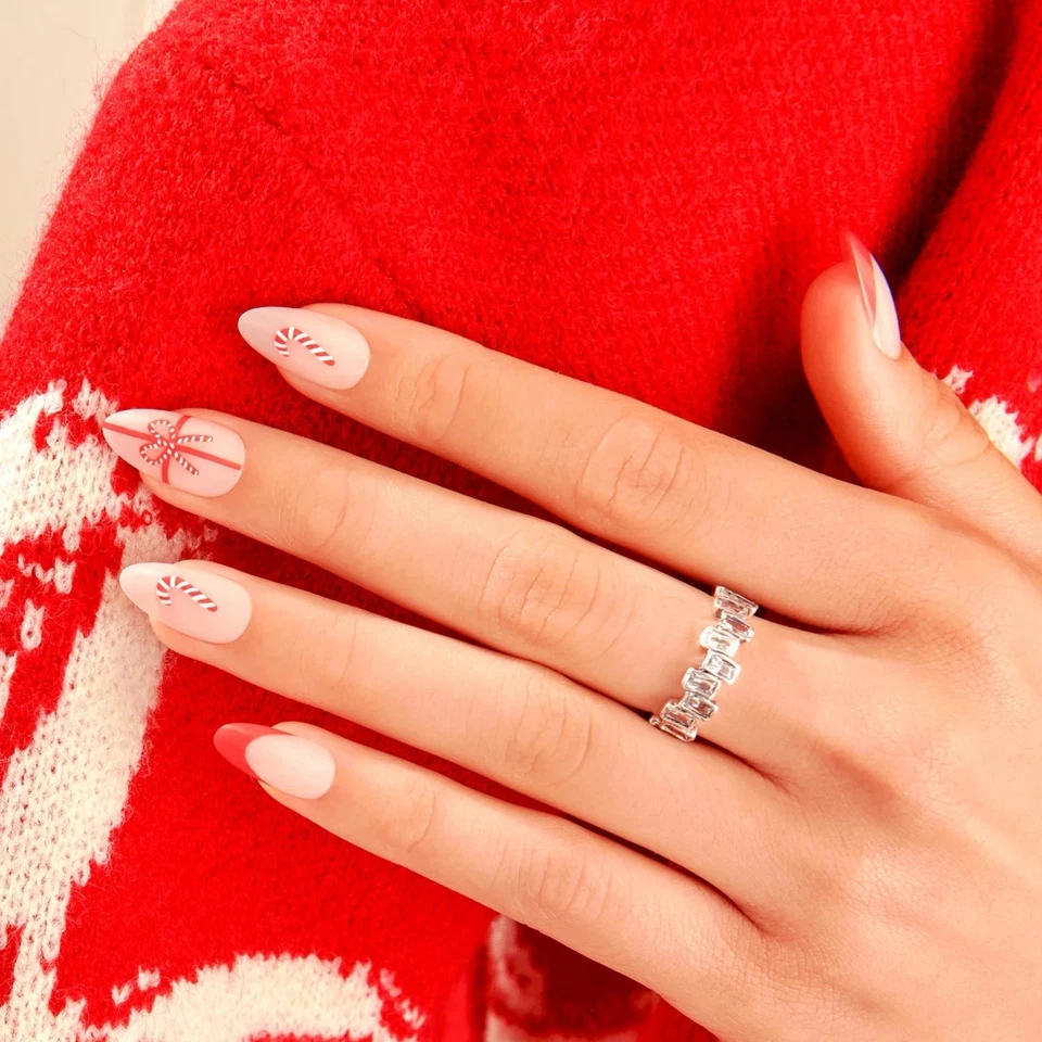 100 包 Kiss Voguish 混合批量假日圣诞幻想按指甲 Sm/Med — 第 2/4 张图片