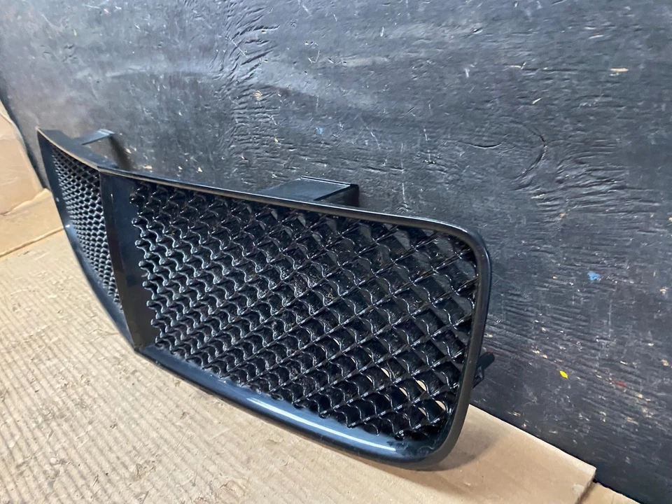 Grelha dianteira superior Dodge Charger 2006 a 2010 S5728 DG - Imagem 2 de 4