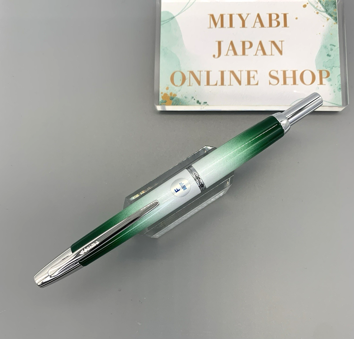 PILOT Vanishing Point Decimo STAs 2025 Limited Edition GREEN 18K