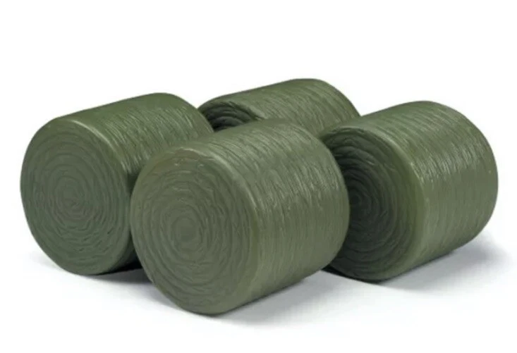 ERTL 1:16 4-pack Round Hay Bales Straw NEW! - Image 2 of 2