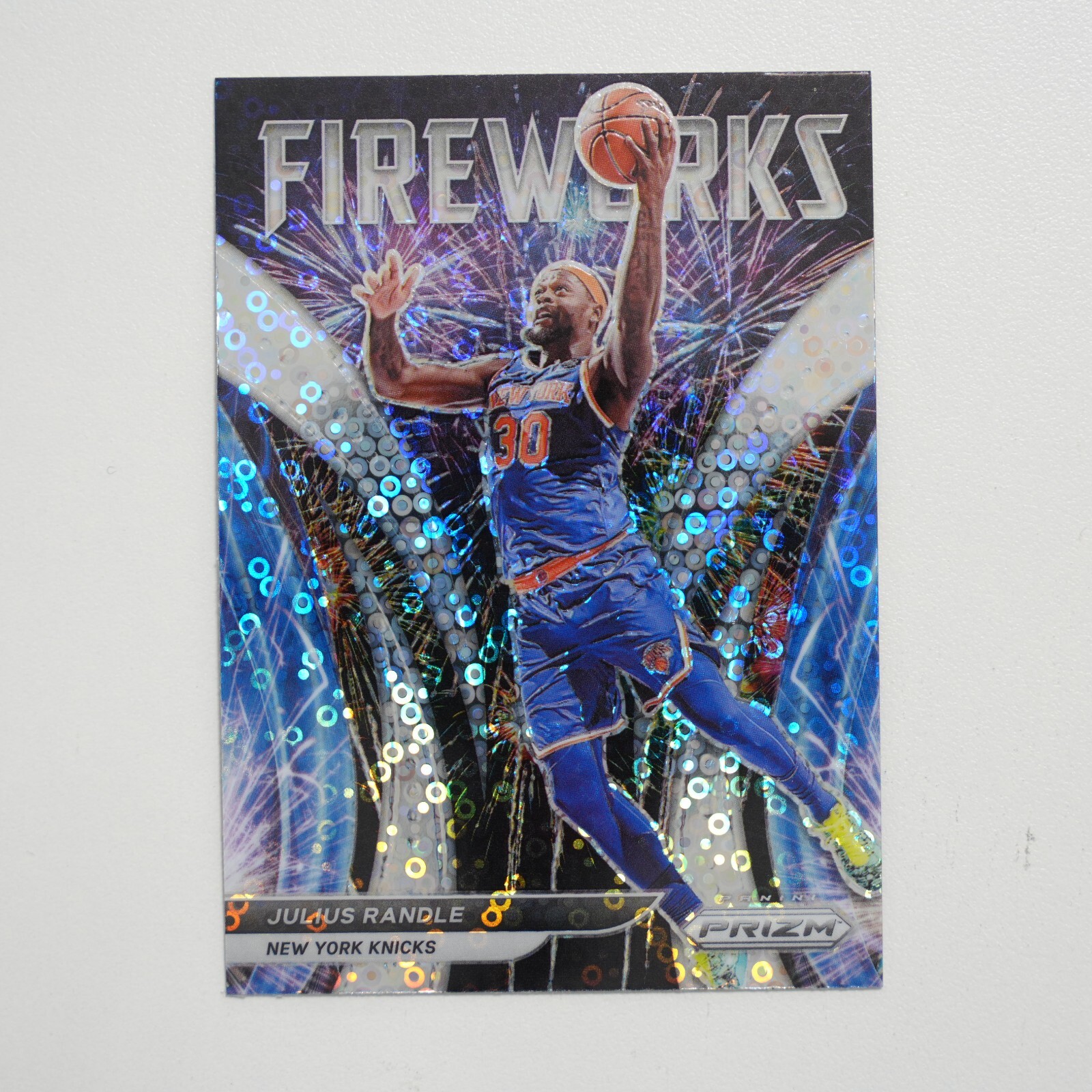 Julius Randle 2021-22 Panini Prizm Fastbreak Fireworks Disco #17