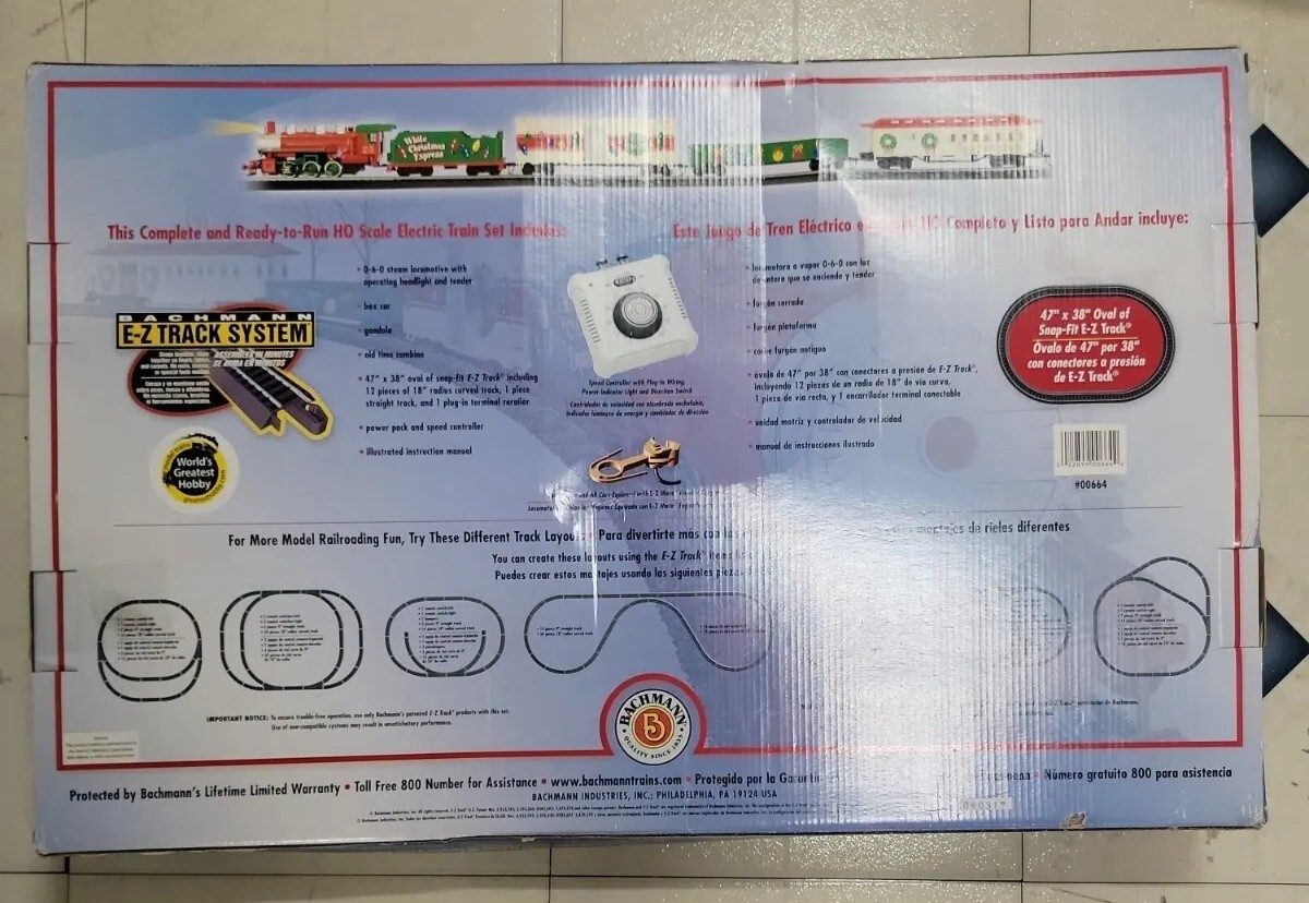 Bachmann HO scale Yuletide Special electric Christmas train set 00664
