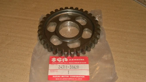 GEAR, 1ST DRIVEN (NT:32)