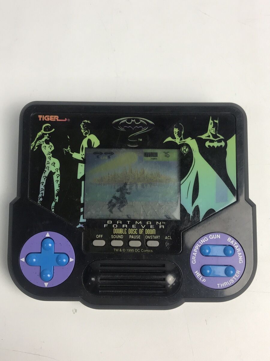 Batman Forever Double Dose Of Doom - Handheld Game Tiger Batman Forever Double Dose Of Doom - Handheld Game Tiger