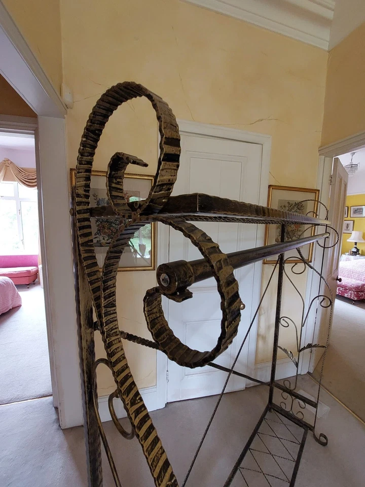 Beautiful Ornate Metal Clothes Rack for Hats Coats and Shoes - Image 3 of 4