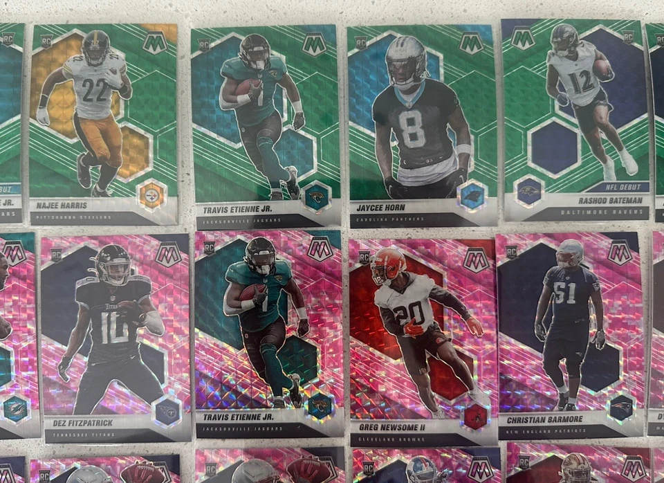 Panini Mosaic Football NFL 35 Card Pink Camo / Green Parallel Rookie Card Lot 🔥 - Image 2 of 2