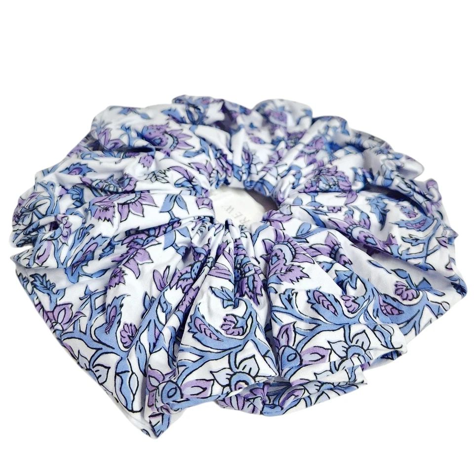 J.Crew Gran Tamaño Estampado Floral Scrunchie Azul Púrpura Multi BZ264 Algodón Nuevo con Etiquetas Foto 4 de 4