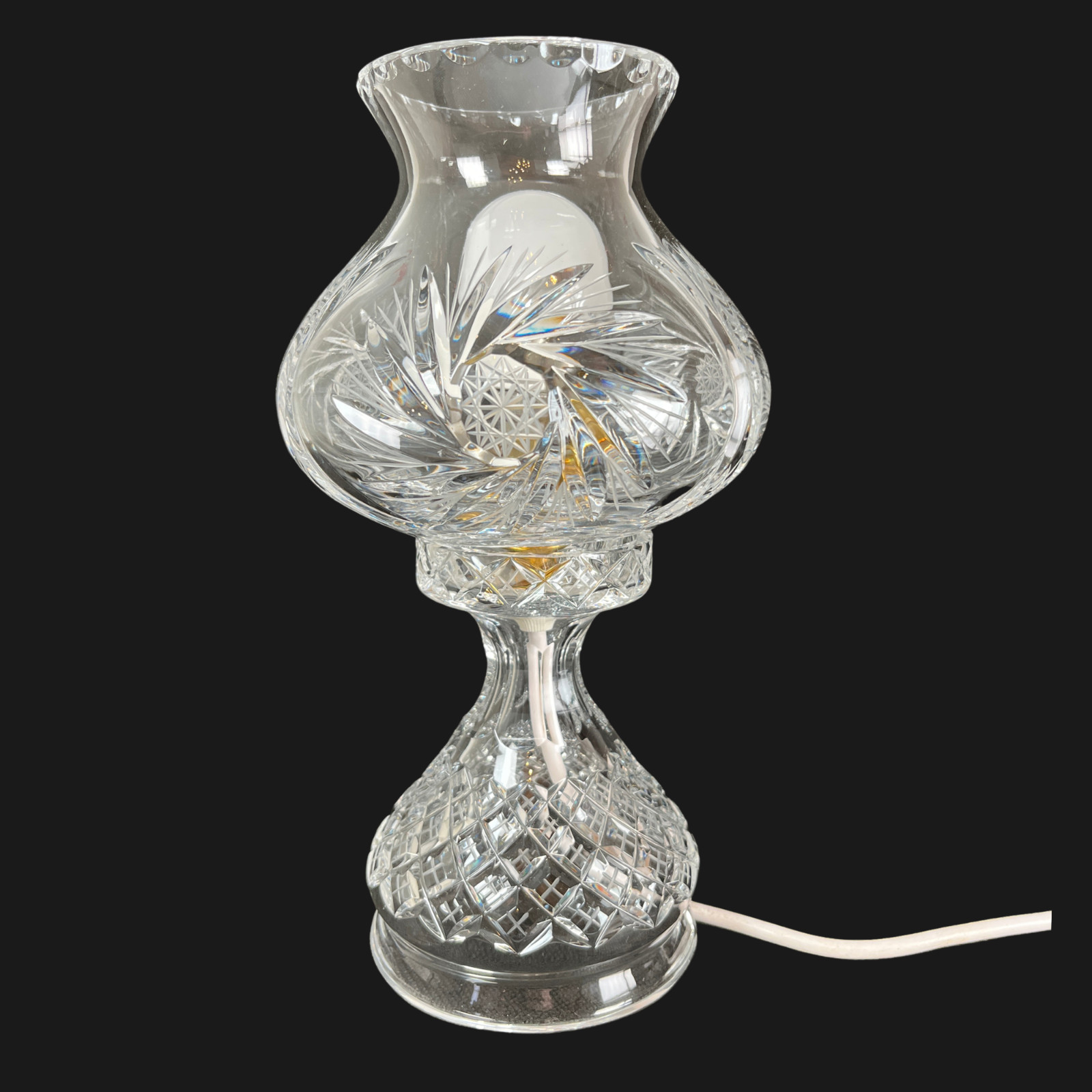 Vintage Cut Crystal Table Lamp Hurricane Style Starburst Pattern Glass Lamp 28cm image 5