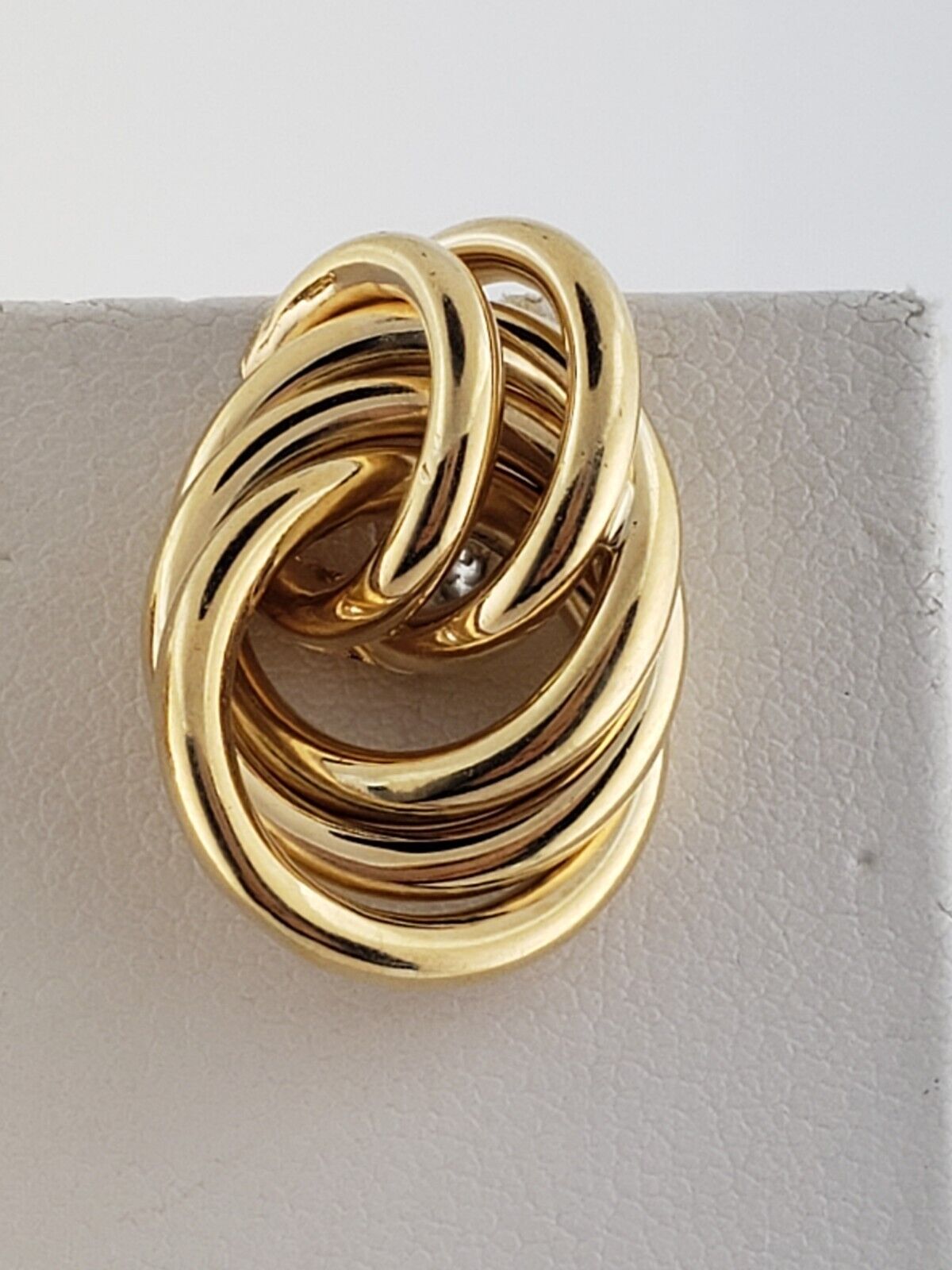 14 Karat Yellow Gold Classic Earrings - image 5