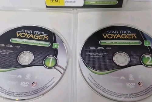 Star Trek Voyager Season 1 -2 & 4 TV Series - Picture 6 of 9