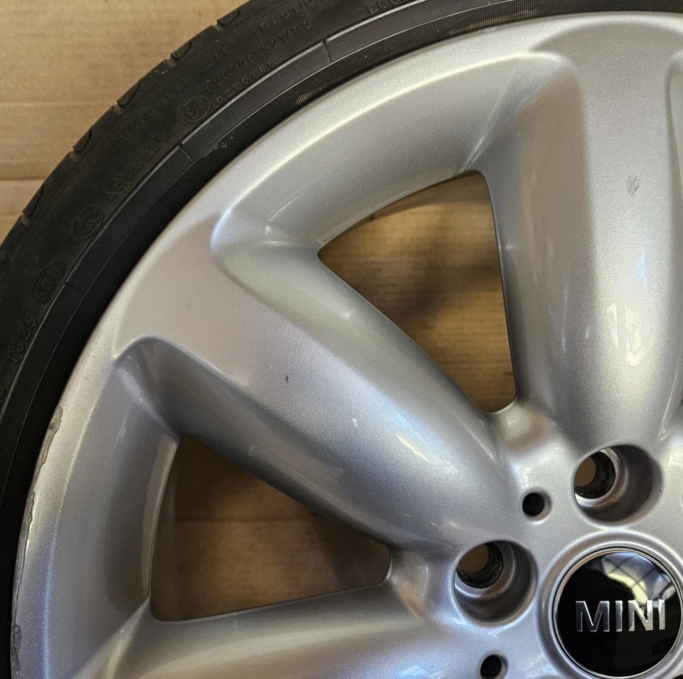 1 original MINI Clubman F54 Alufelge 8x18 ET57 Star Spoke 521 6856050 225/40 R18 - Bild 2 von 4