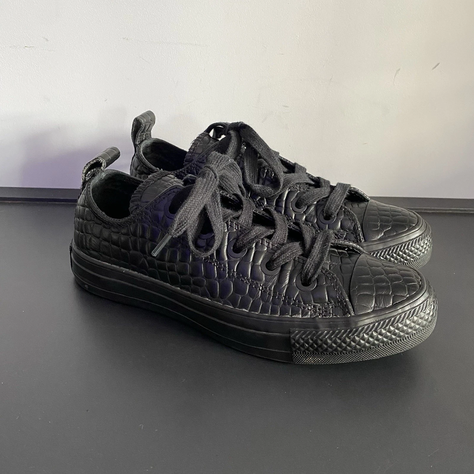 Converse Chuck Taylor décolleté All Star in pelle da donna ragazza UK 3 nere stampa coccodrillo