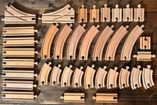 Wooden train tracks lot 36pieces 