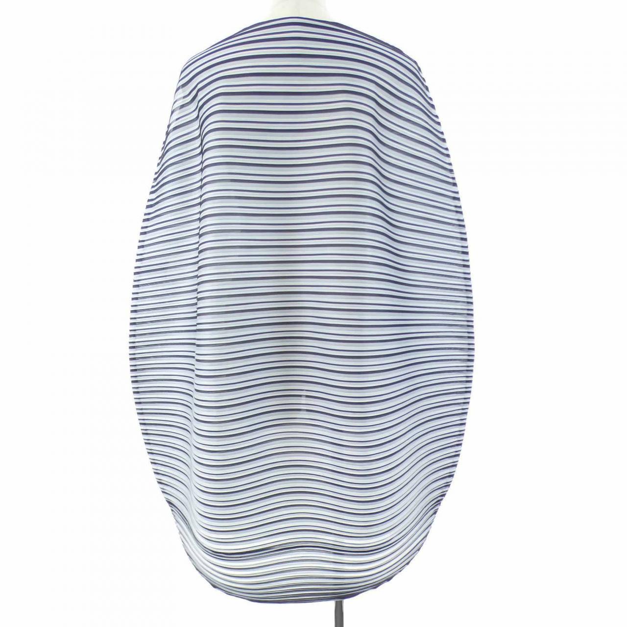 Authentic PLEATS PLEASE 2022 Circle Silhouette Bo… - image 2