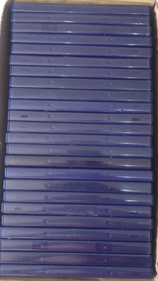 25 einzelne DVD-Hüllen im Amaray-Stil. (Kratzer Etiketten etc.) Bitte Foto ansehen 
