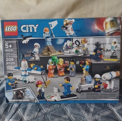 LEGO City People Pack Space Research & Development NASA 209pc Set 60230