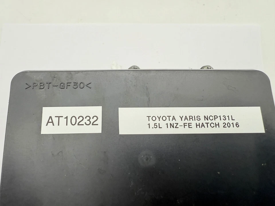 Módulo de computadora de control antibloqueo de freno bomba ABS Toyota Yaris 1,5 L OEM 16-19 Foto 3 de 4