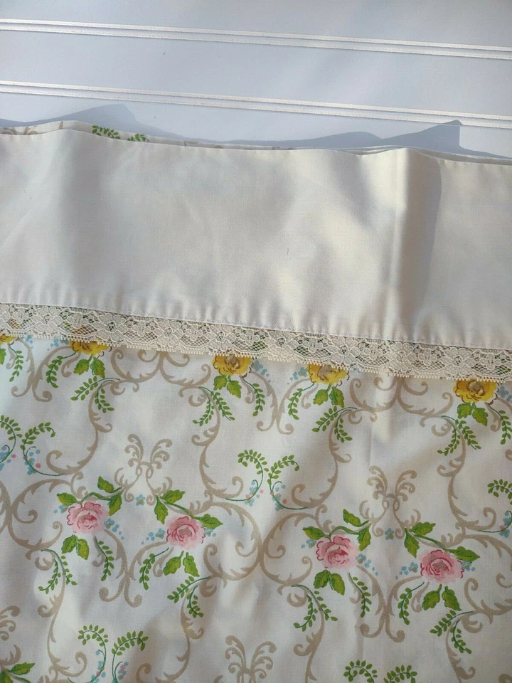 Sábana bajera plana doble Cannon Royal Family de 2 piezas y funda de almohada Shabby Cottage Foto 2 de 4