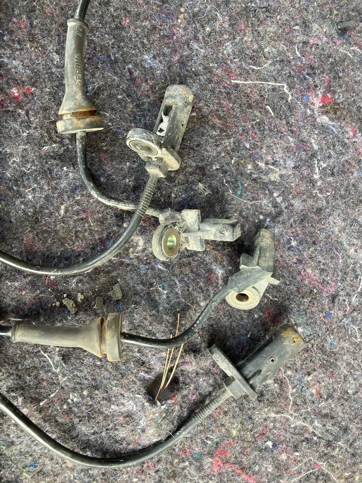 2005 2006 2007 Volvo S60R S60 V70R ABS датчики слева справа спереди сзади OEM #1297M - Изображение 2 из 4