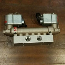 Schrader Air Valve Double Solenoid 45100-3215,  42000-8215 + manifold new Parker