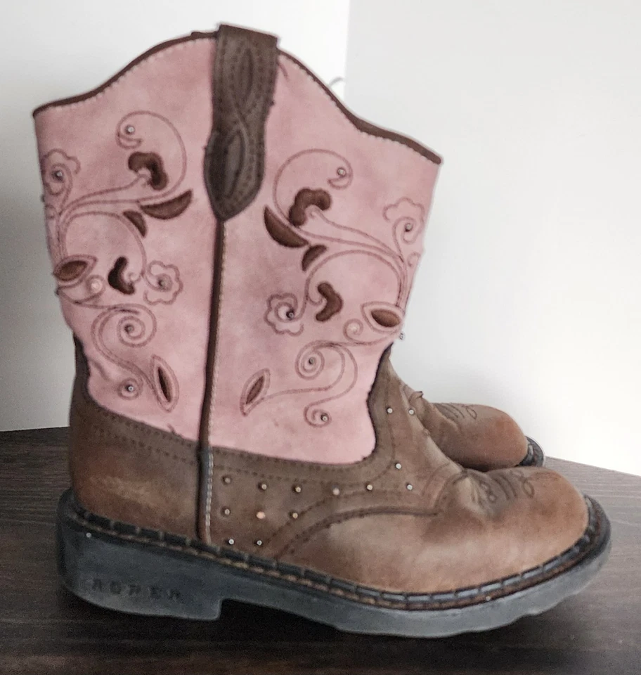 Botas de Vaquero Marrón Rosa Tachonado Iluminadas Juveniles Talla 13M Marca Roper Foto 3 de 4