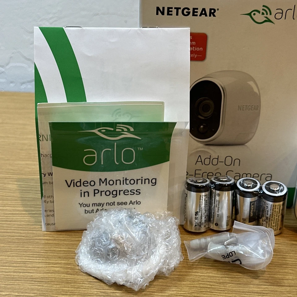 Arlo VMC3030-100NAS Wire-Free Indoor/Outdoor Security Camera OPEN BOX - Image 2 of 4