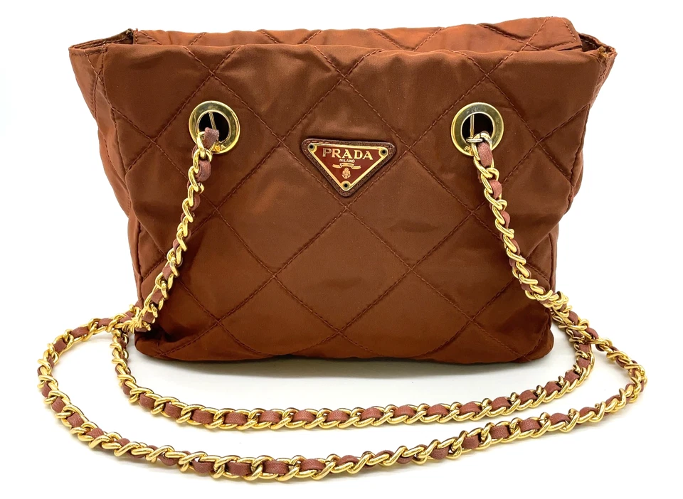 Borsa a tracolla originale Prada triangolo logo nylon trapuntato marrone catena con D.Bag NS111273 - Immagine 2 di 4