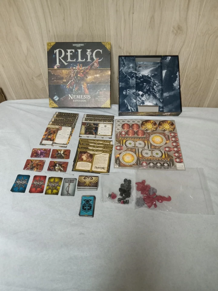 Warhammer 40K: RELIKT mit NEMESIS und HALLS OF TERRA Erweiterungen. FFG, OOP, VG+ - Bild 3 von 4