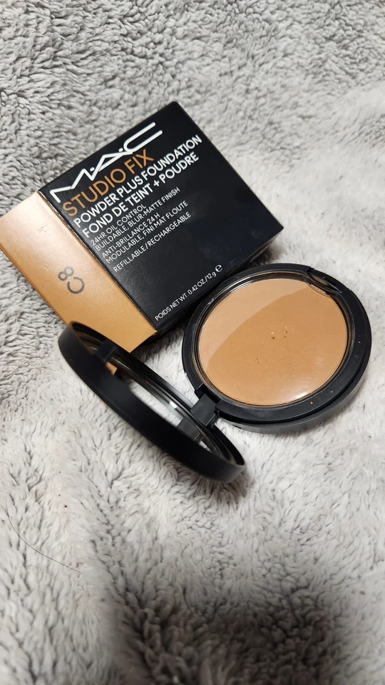 Mac Studio Fix Powder Plus Foundation In The Color C-8. - Image 2 of 3
