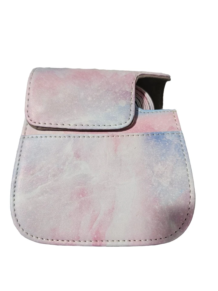 富士 Instax Mini 11 保护皮革包保护壳可调节表带粉色(全新) — 第 2/3 张图片