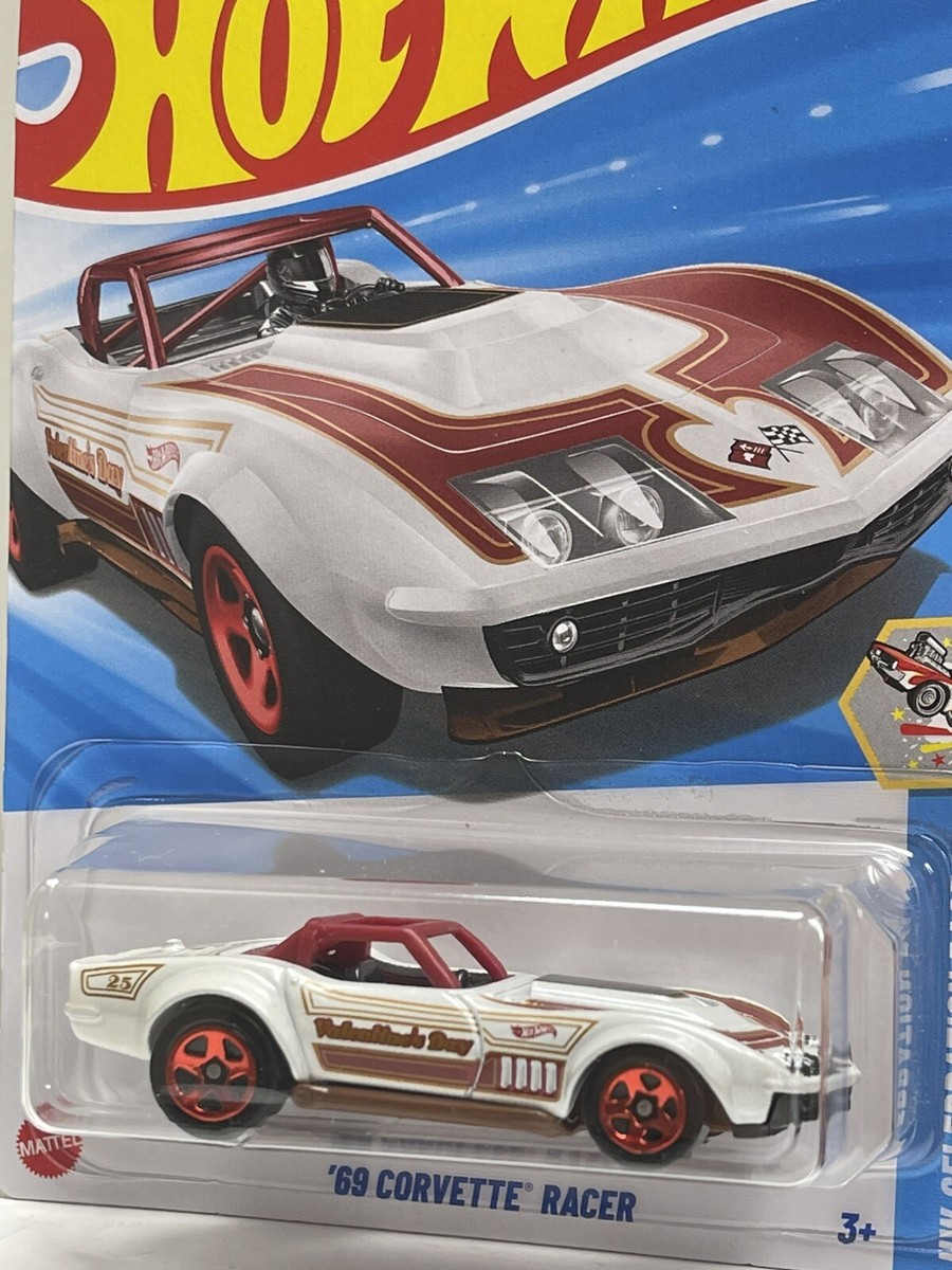 Hot Wheels '69 Corvette Racer White 2025 Case C #51 2/10 with Free
