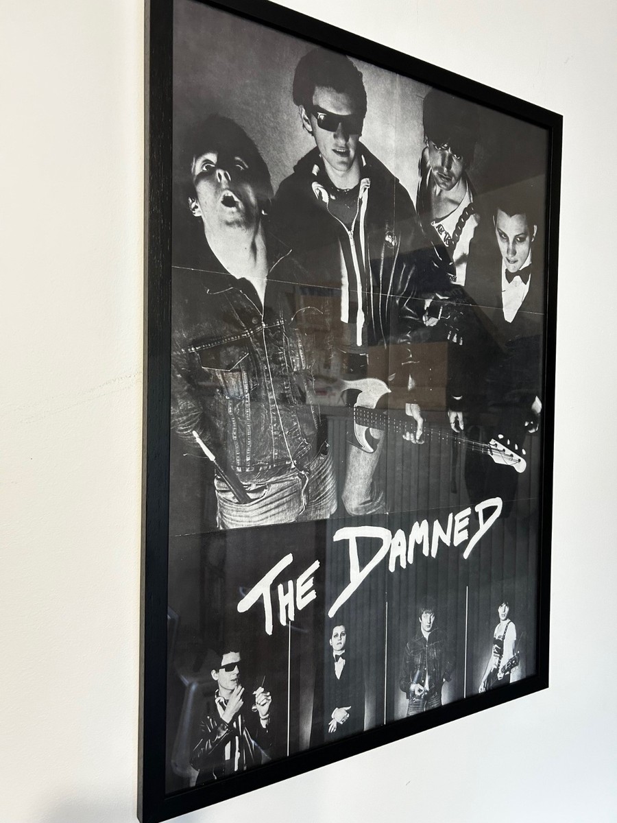 オリジナルメンバー直筆サイン！The Damned 1976-1978 写真集 Rare The Damned 
