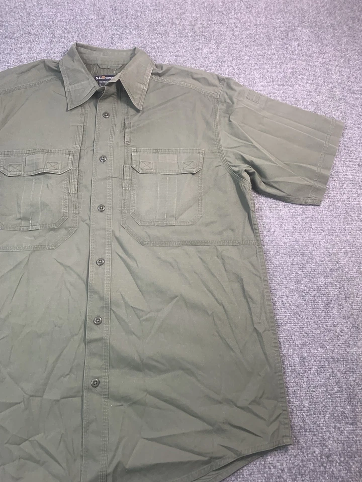 Camisa táctica 5.11 para hombre verde mediana manga corta bolsillos ventilados exterior Foto 4 de 4