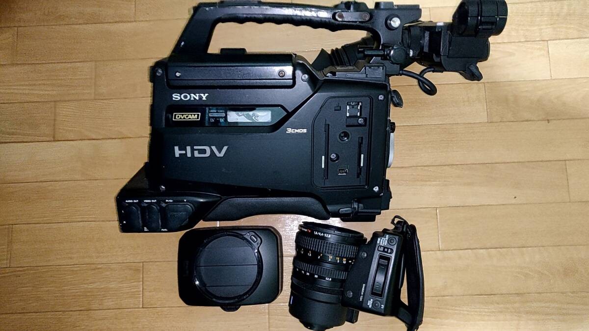 SONY Vario Sonnar T✳︎ 1.6/4.4-52.8 Sony HVR-S270J Vario Sonnar T 4.4-52.8mm F1.6 Camera Lens