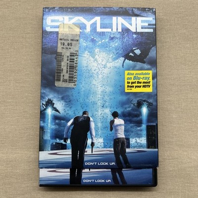 Skyline (1) (DVD 2010 + Slipcover) Alien Invasion Sci-Fi Thriller Eric Balfour +